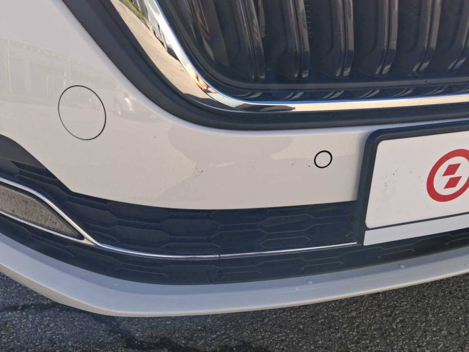 SKODA OCTAVIA Combi 2022 • PREMIUM jamstvo • AutoZubak Rabljena, fotografija 14