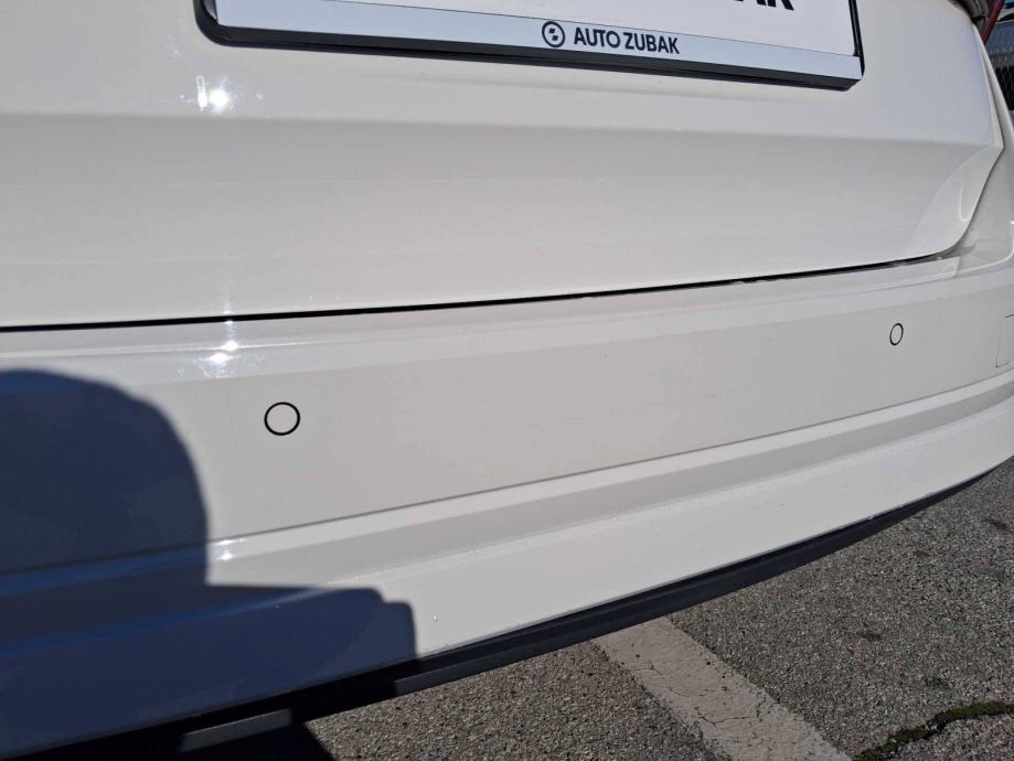 SKODA OCTAVIA Combi 2022 • PREMIUM jamstvo • AutoZubak Rabljena, fotografija 15