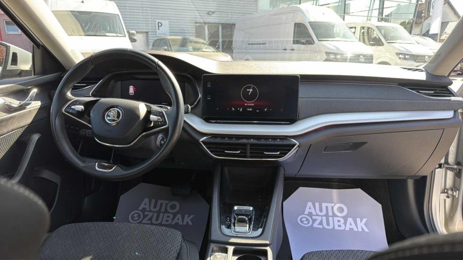 SKODA OCTAVIA Combi 2023 • PREMIUM jamstvo • AutoZubak Rabljena, fotografija 12