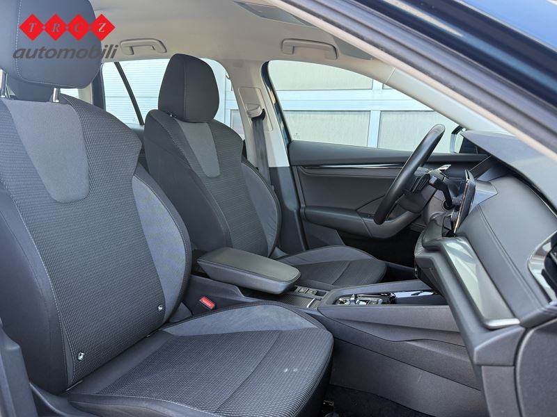 ŠKODA OCTAVIA Combi Ambition 2.0 TDI DSG, fotografija 7
