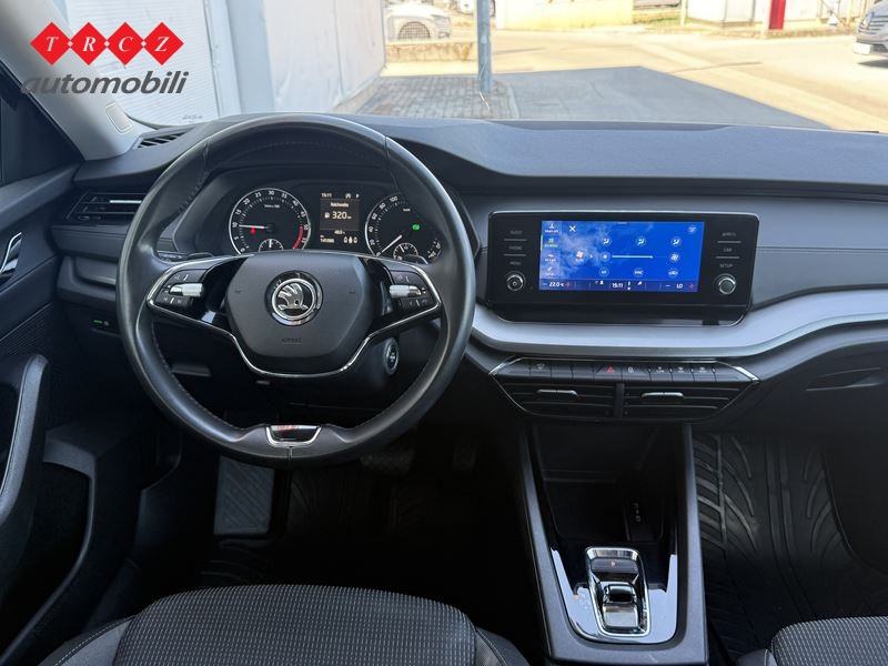 ŠKODA OCTAVIA Combi Ambition 2.0 TDI DSG, fotografija 8