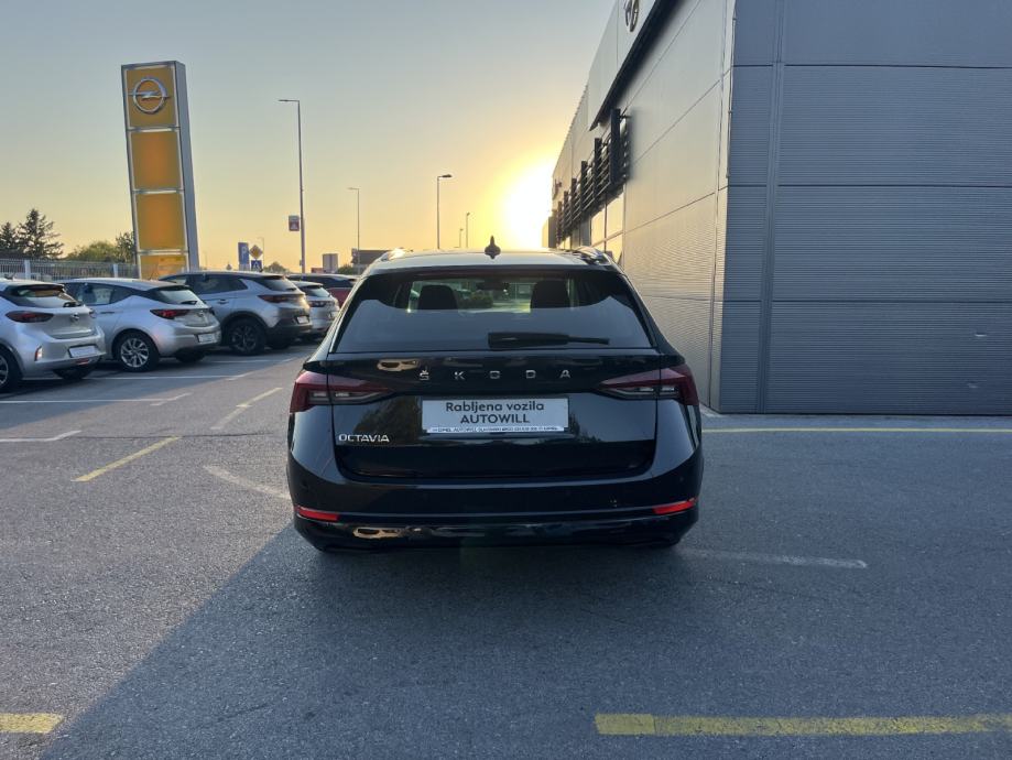 ŠKODA OCTAVIA COMBI CLEVER 2,0, fotografija 6