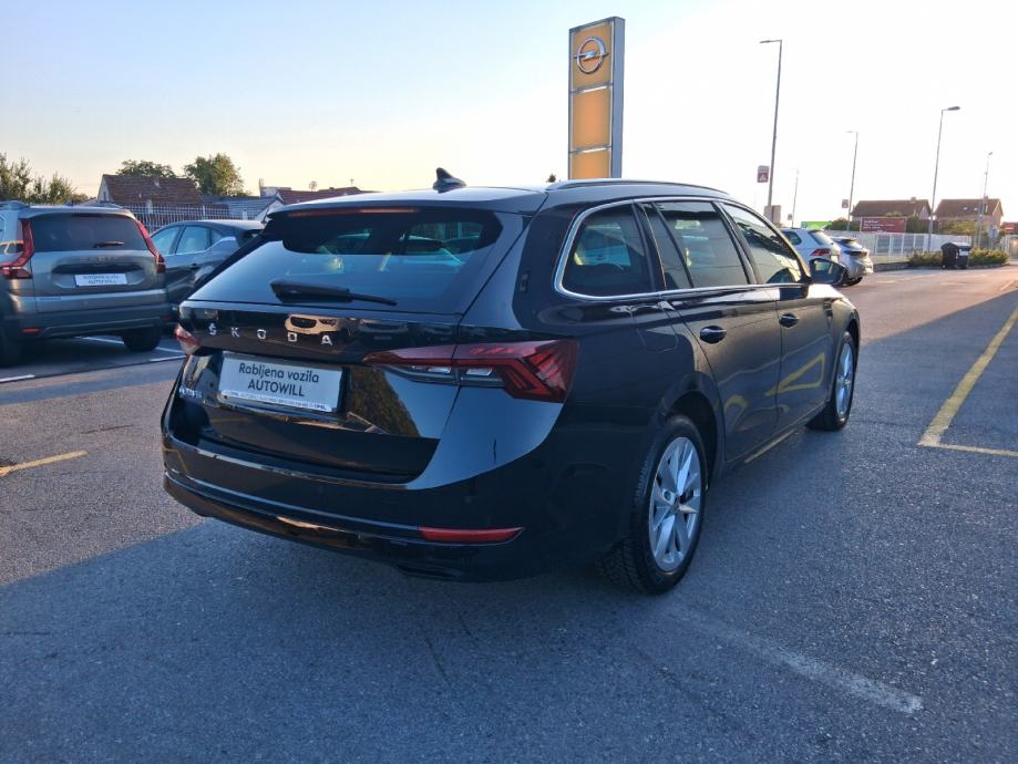 ŠKODA OCTAVIA COMBI CLEVER 2,0, fotografija 7