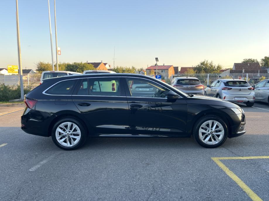 ŠKODA OCTAVIA COMBI CLEVER 2,0, fotografija 8