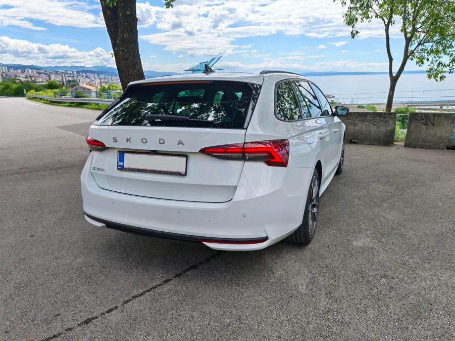 Škoda Octavia Combi FL Selection 2,0 TDI, HR, PDV, reg 08/27, fotografija 3