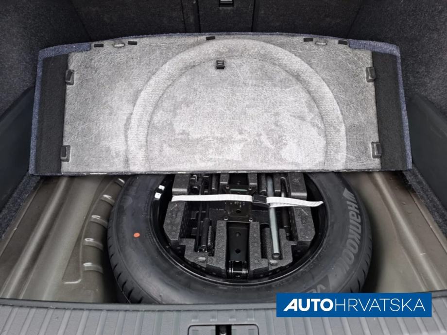 ŠKODA OCTAVIA Combi FL SportLine 2.0 TDI DSG - TVORNIČKO JAMSTVO, 35.4, fotografija 13