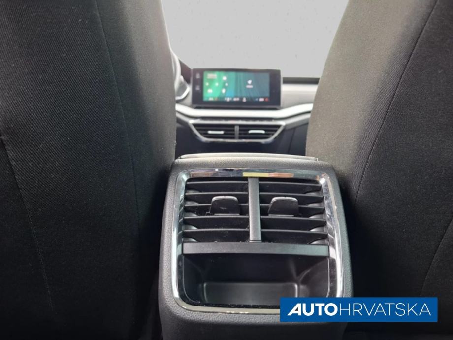 ŠKODA OCTAVIA Combi Style 2.0 TDI DSG - TVORNIČKO JAMSTVO, 24.990,00 €, fotografija 14