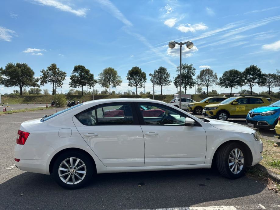 Škoda Octavia Elegance 2,0 TDI 150KS, DSG, ovlašteni servis, fotografija 4