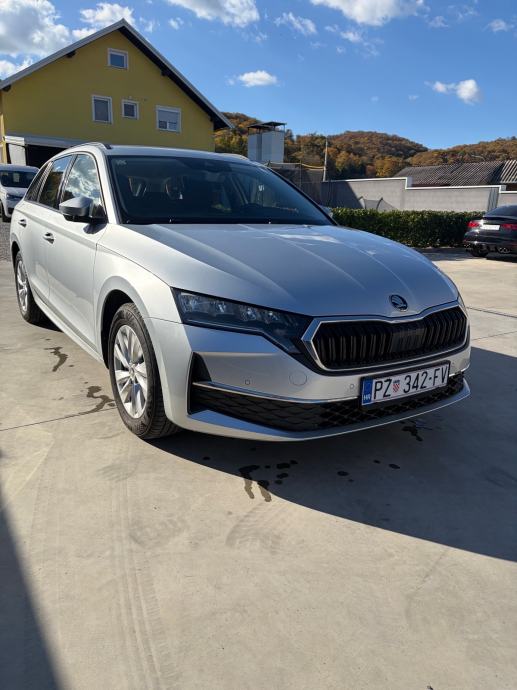 Skoda Octavia facelift 2,0 TDI 32 919km kamera virtual tempomat, fotografija 2