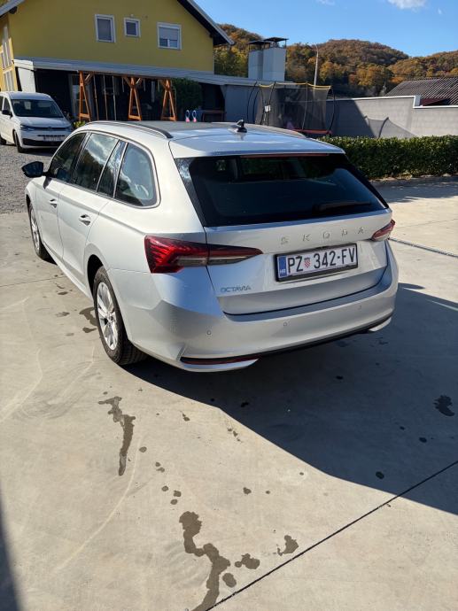 Skoda Octavia facelift 2,0 TDI 32 919km kamera virtual tempomat, fotografija 4