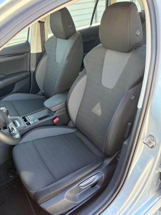 Skoda Octavia facelift 2,0 TDI 32 919km kamera virtual tempomat, fotografija 8