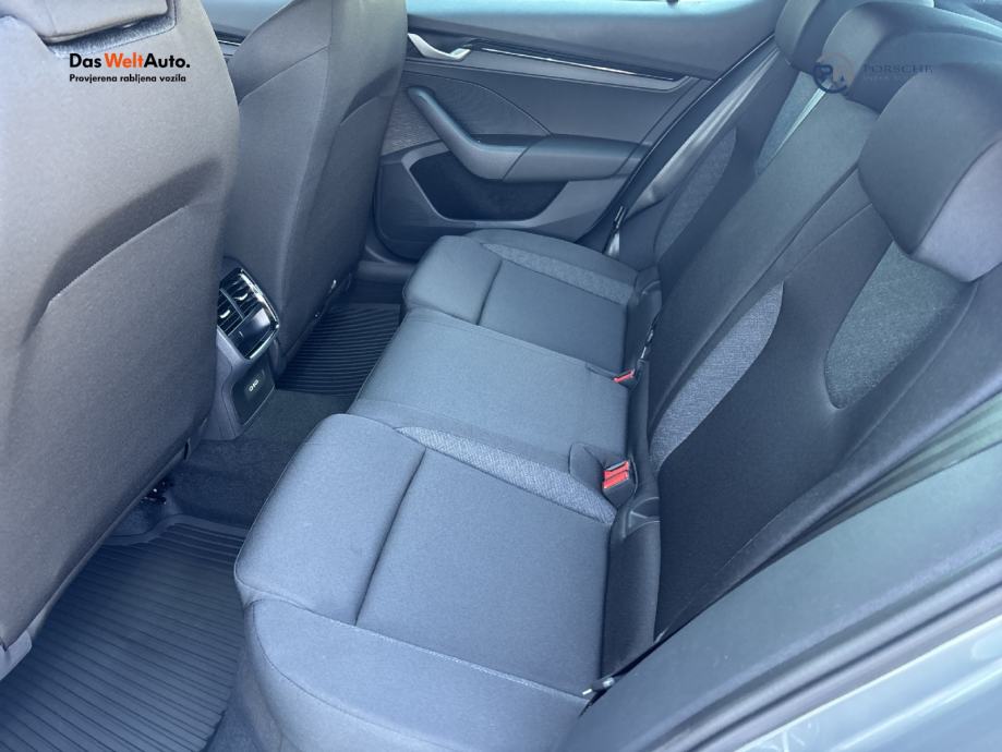 Škoda Octavia FL Essence 2.0 TDI, fotografija 10