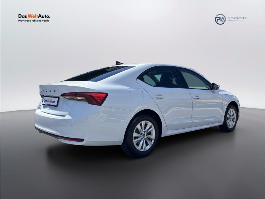 Škoda Octavia FL Essence 2.0 TDI, fotografija 5