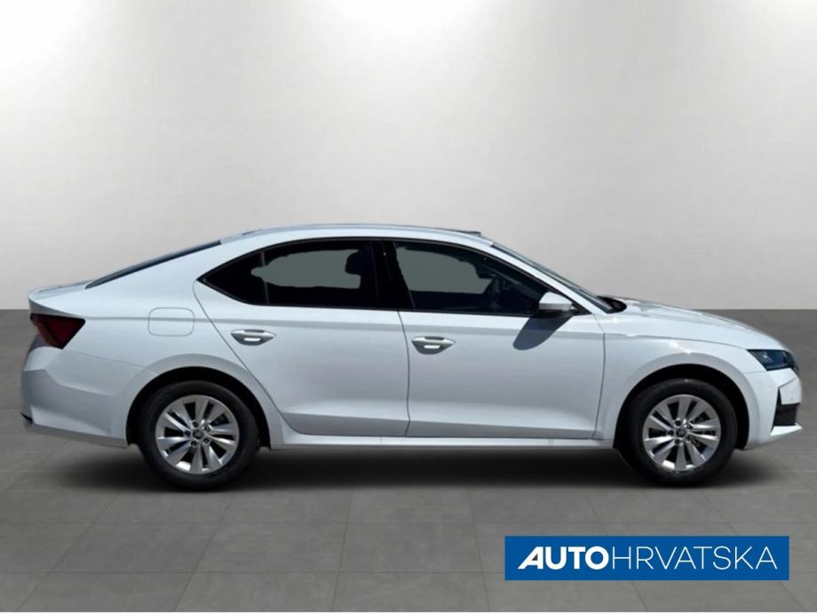 ŠKODA OCTAVIA FL Essence 2.0 TDI - TVORNIČKO JAMSTVO, 26.500,00 €, pogled izvana - slika 3