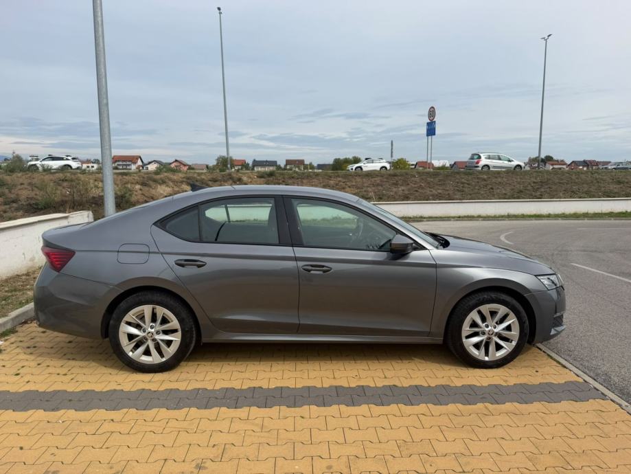 Škoda Octavia FL Selection 2,0 TDI DSG | REDIZAJN |, fotografija 5