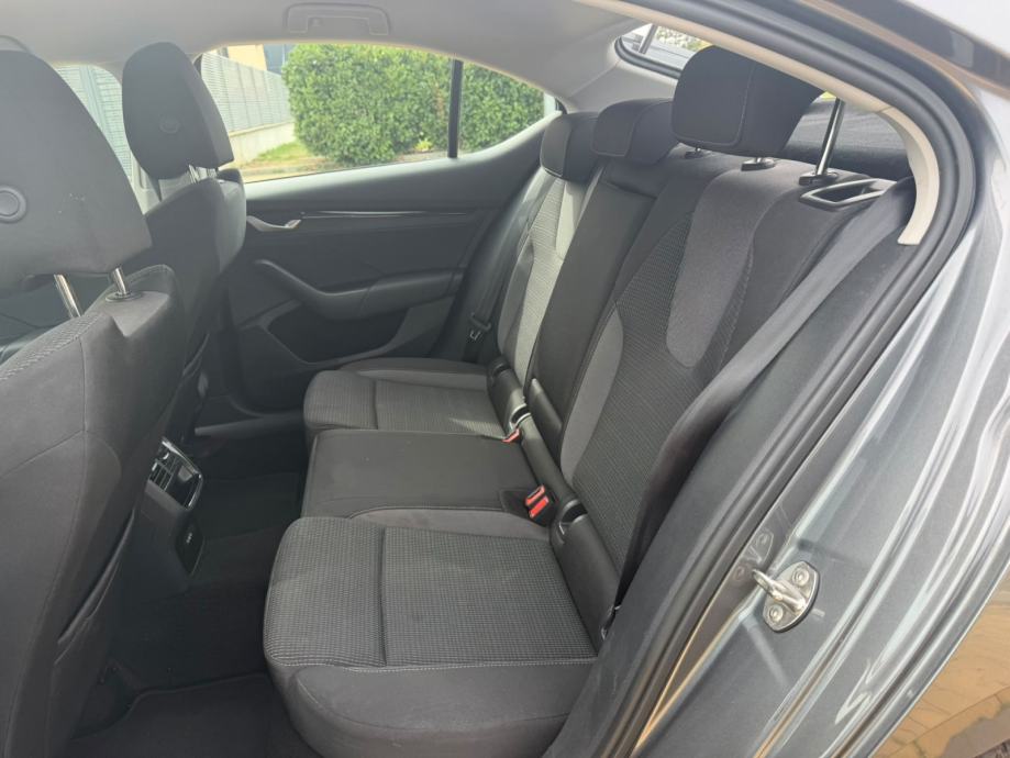 Škoda Octavia FL Selection 2,0 TDI DSG | REDIZAJN |, fotografija 12