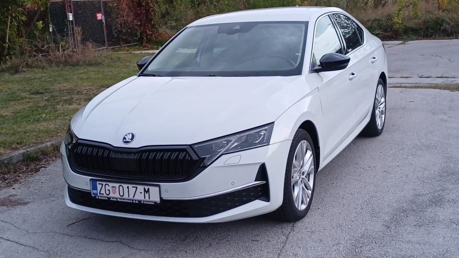 ŠKODA OCTAVIA FL Selection Plus 2.0 TDI, fotografija 2