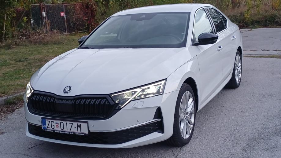 ŠKODA OCTAVIA FL Selection Plus 2.0 TDI, fotografija 4