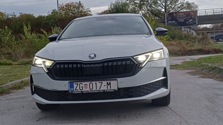 ŠKODA OCTAVIA FL Selection Plus 2.0 TDI, fotografija 3