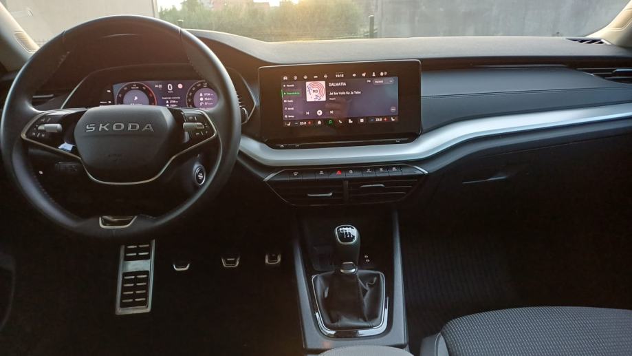 ŠKODA OCTAVIA FL Selection Plus 2.0 TDI, fotografija 12