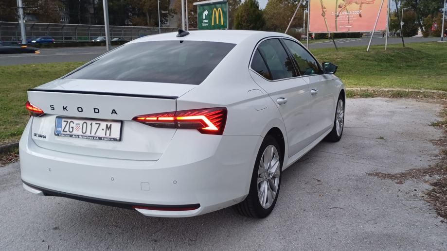 ŠKODA OCTAVIA FL Selection Plus 2.0 TDI, fotografija 6