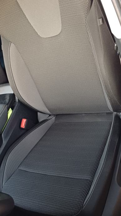 ŠKODA OCTAVIA FL Selection Plus 2.0 TDI, fotografija 17