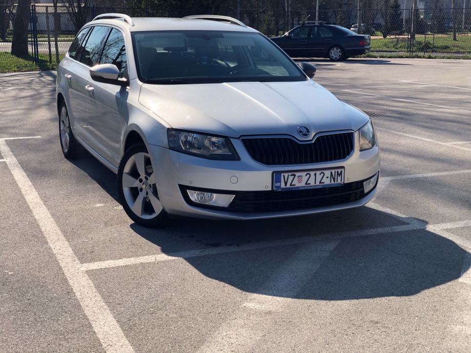 Škoda Octavia FULL OPREMA, DSG, NAVI, koža