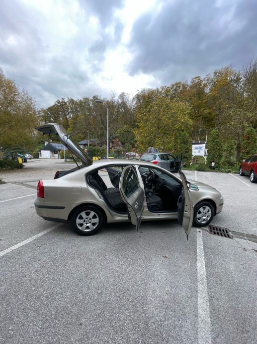 Skoda Octavia II. Elegance, 2006. Prvi vlasnik, servisna knjiga 220.00, fotografija 12
