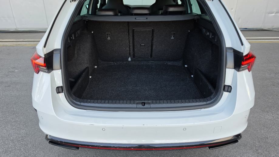 Škoda Octavia RS 2,0 TDI DSG, PDV, JAMSTVO, CHALLENGE + PACK, fotografija 10