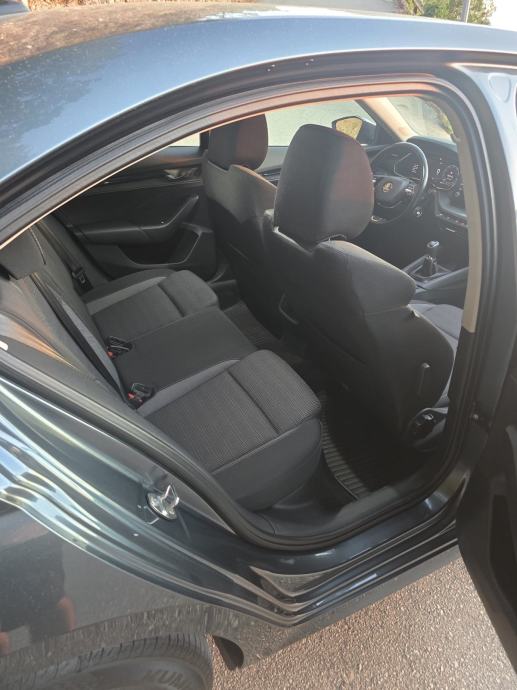 Škoda Octavia, fotografija 8