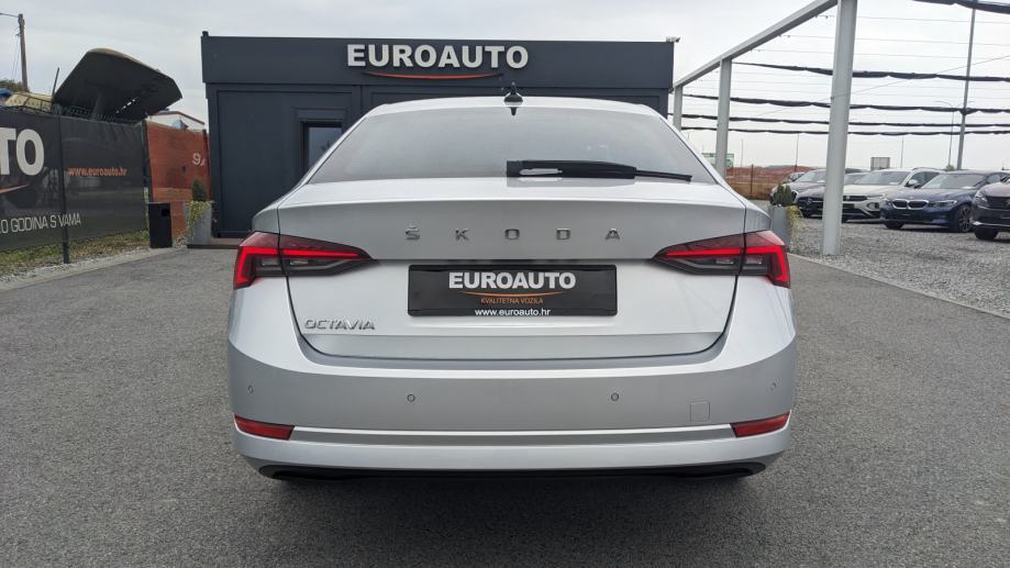 ŠKODA OCTAVIA STYLE 2.0 TDI DSG, fotografija 8