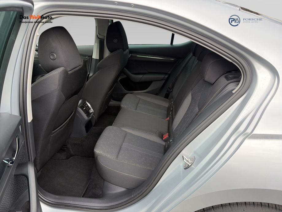 Škoda Octavia Style 2.0 TDI, fotografija 12