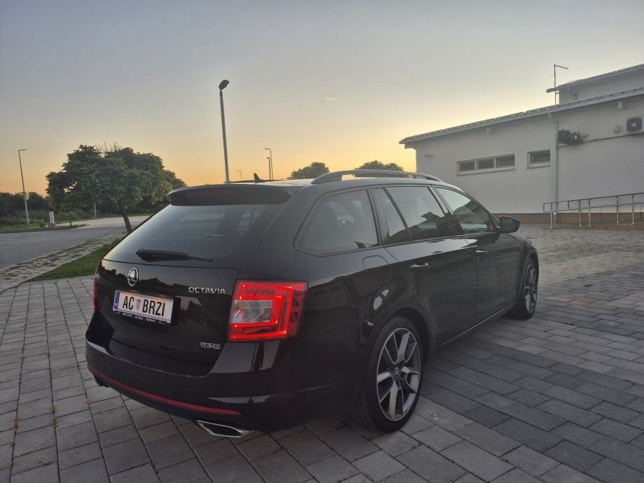 Škoda Octavia VRS 2,0 TDI DSG,135kw,Reg:5/27,Keyless,navigacija,Bi-xen, fotografija 7