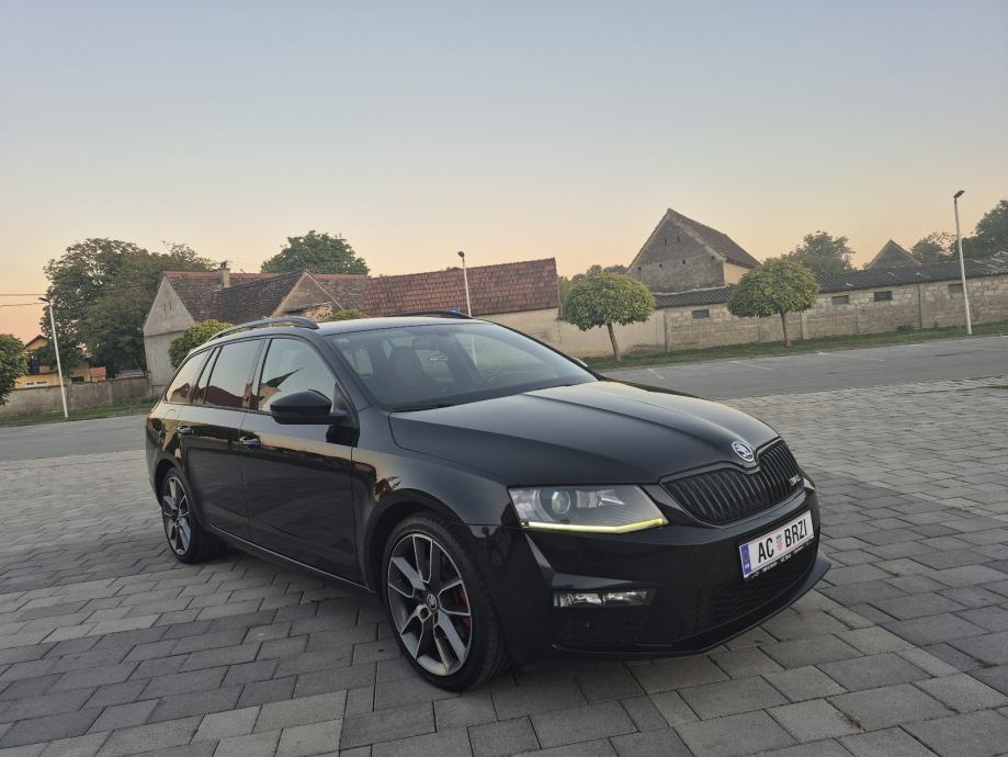 Škoda Octavia VRS 2,0 TDI DSG,135kw,Reg:5/27,Keyless,navigacija,Bi-xen, fotografija 14