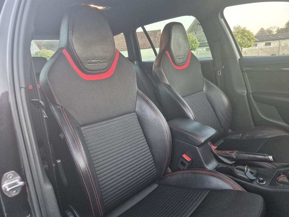 Škoda Octavia VRS 2,0 TDI DSG,135kw,Reg:5/27,Keyless,navigacija,Bi-xen, fotografija 20