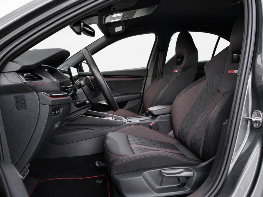 Škoda Octavia VRS 2.0TDI DSG - LEASING BEZ UČEŠĆA, fotografija 9