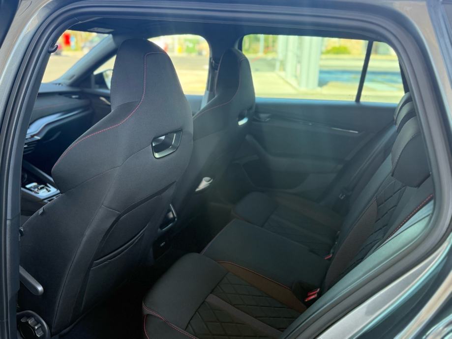 ŠKODA OCTAVIA VRS - PDV!, fotografija 17