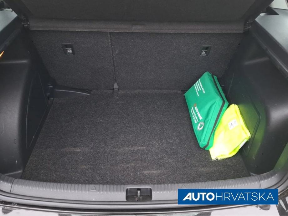 ŠKODA RAPID 1.0 TSI GREENTECH, 8.990,00 €, fotografija 16