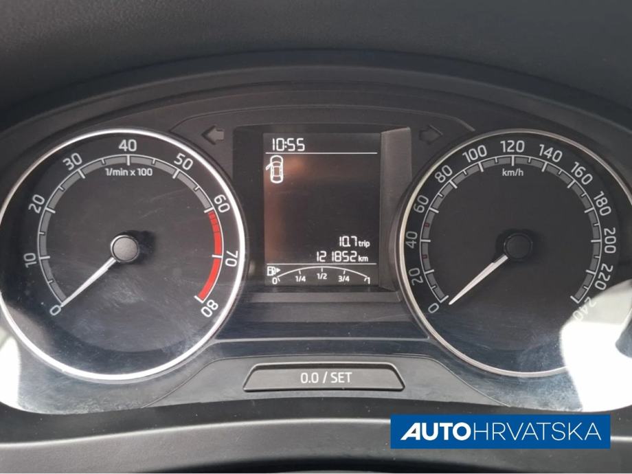 ŠKODA RAPID 1.0 TSI GREENTECH, 8.990,00 €, fotografija 17