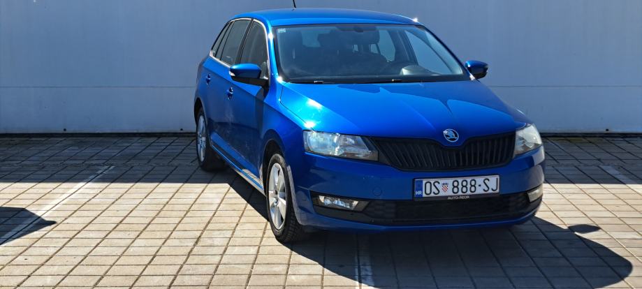 Škoda Rapid 1,0 TSI, fotografija 7