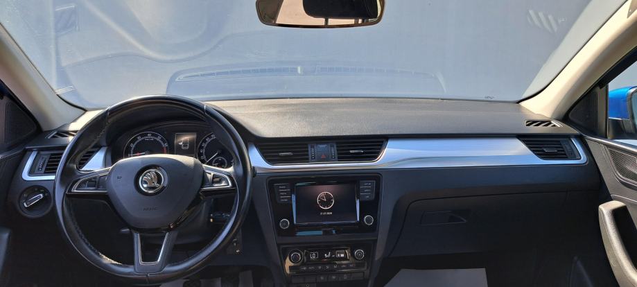 Škoda Rapid 1,0 TSI, fotografija 13