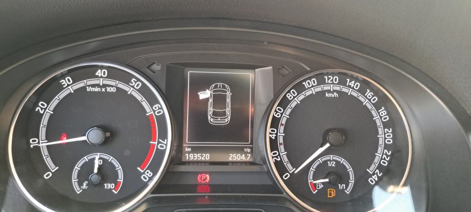 Škoda Rapid 1,0 TSI, pogled izvana - slika 4