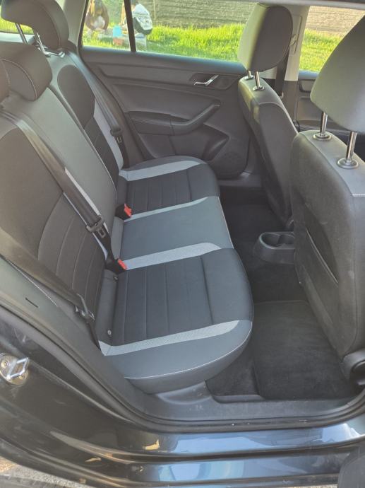 Škoda Rapid 1,4 TDI, fotografija 15