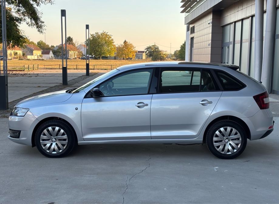 Škoda Rapid 1,6 TDI, NAVI., PDC, PANORAMA... KREDIT, JAMSTVO✅️, fotografija 8