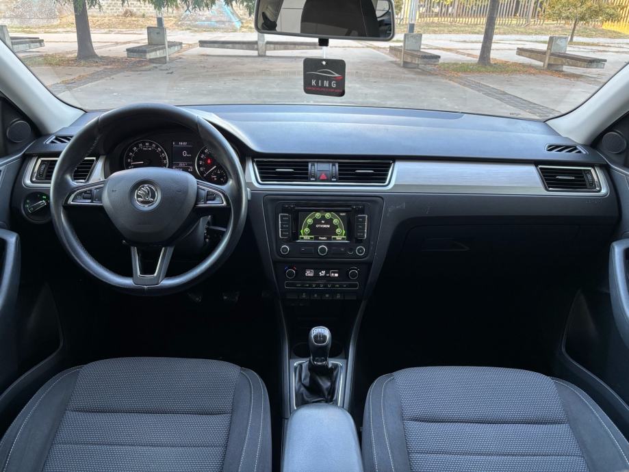 Škoda Rapid 1,6 TDI, NAVI., PDC, PANORAMA... KREDIT, JAMSTVO✅️, fotografija 12