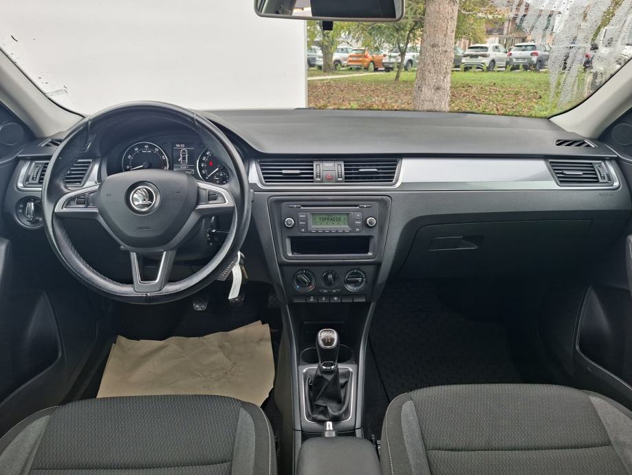 ŠKODA RAPID AMBITION 1,2 TSI, fotografija 7