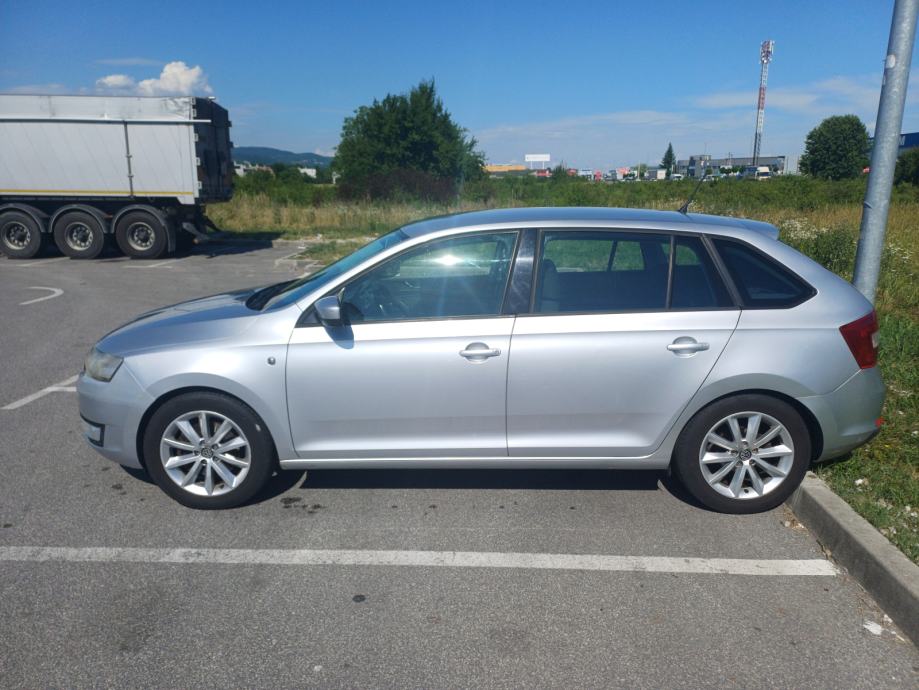 Škoda Rapid Space/ reg. 01/27, 1,6 TDI 2014, fotografija 4
