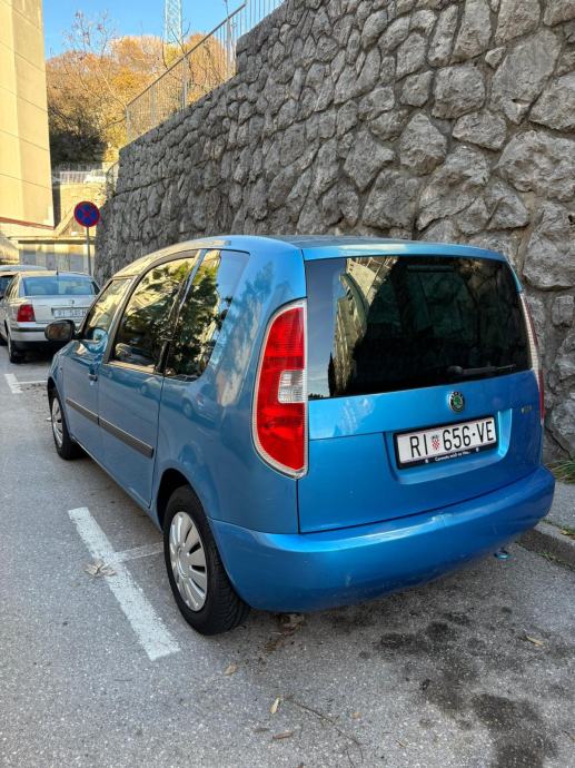 Škoda Roomster 1,2, fotografija 2