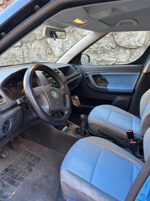 Škoda Roomster 1,2, fotografija 6