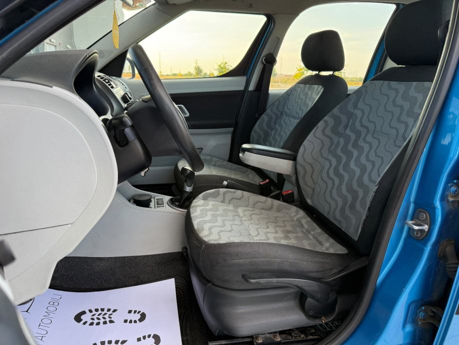 Škoda Roomster 1,4 TDI, fotografija 10
